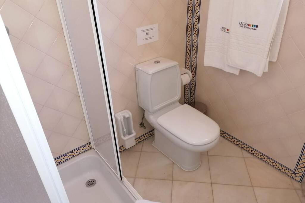 Luxury Modern T2 Ocean View - Free Parking - Pool Apartment Alvor Exterior foto