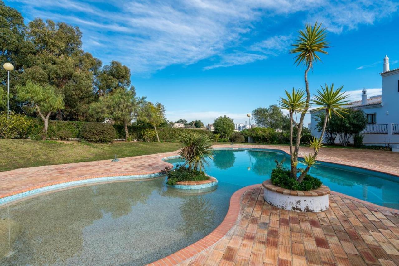 Luxury Modern T2 Ocean View - Free Parking - Pool Apartment Alvor Exterior foto