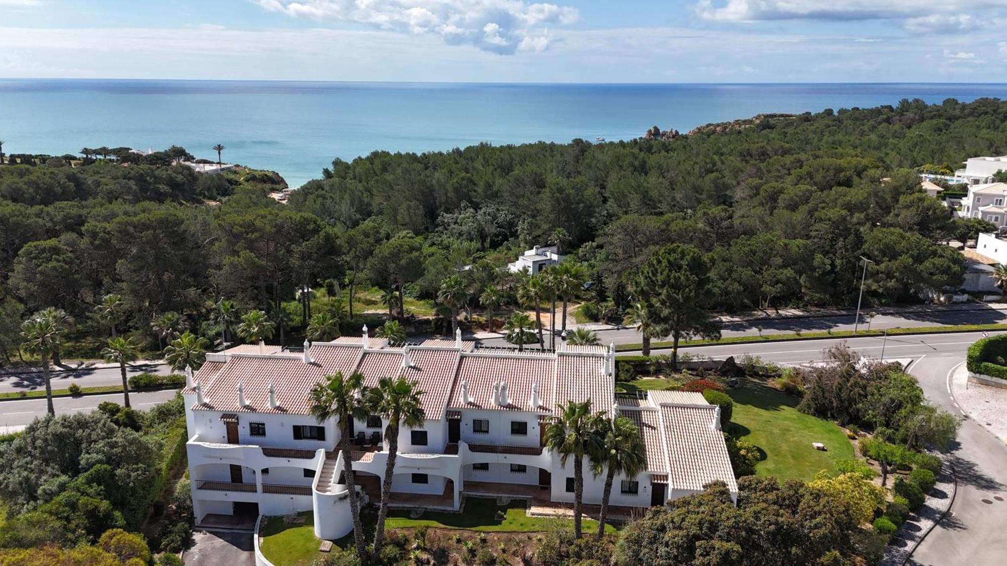 Luxury Modern T2 Ocean View - Free Parking - Pool Apartment Alvor Exterior foto